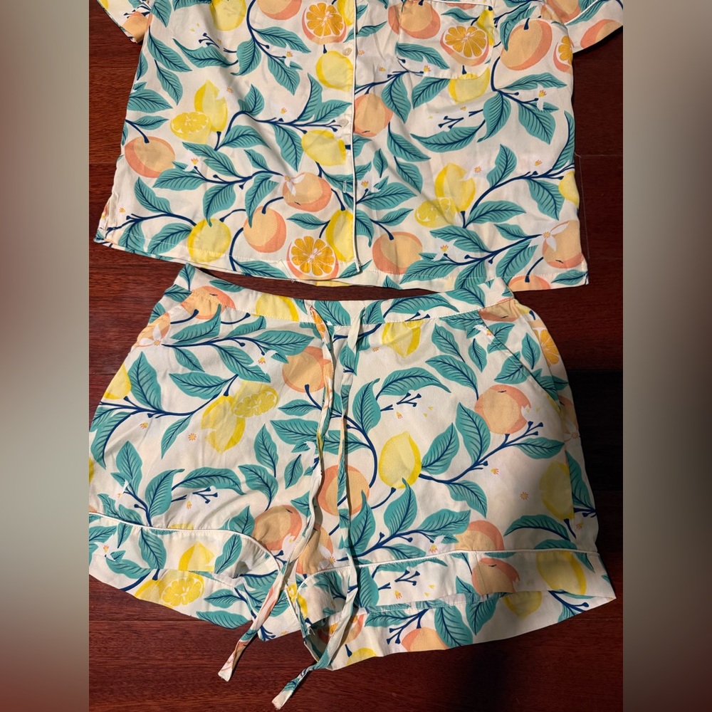 Lemon Print Pyjama Set - Picture 2 of 6